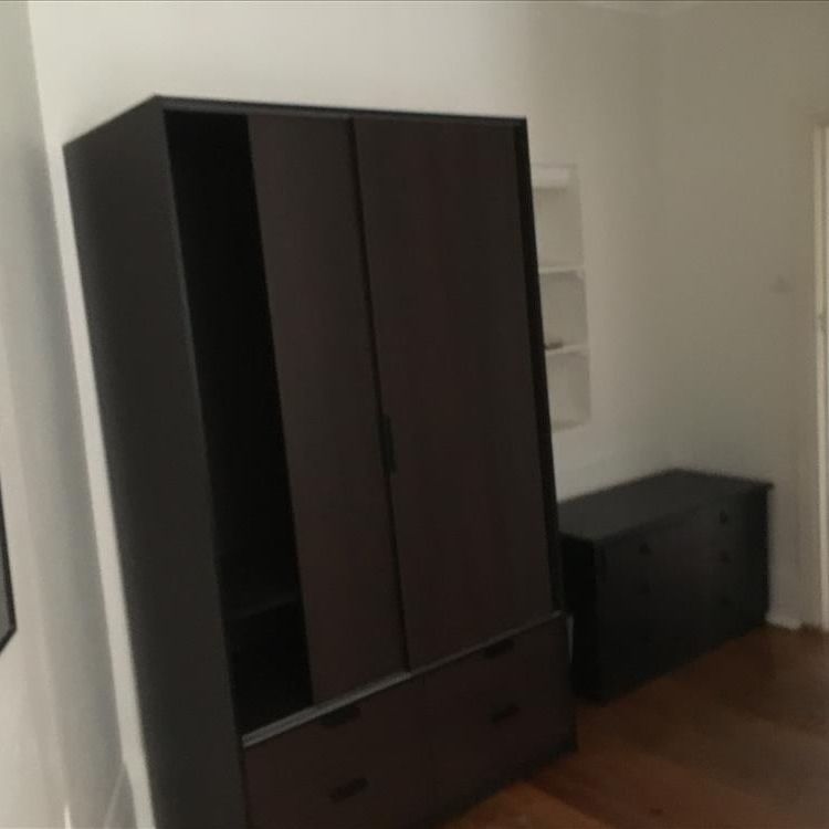 Edgecliff - Photo 1