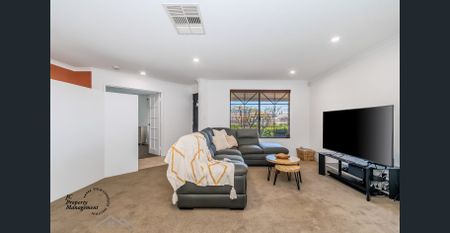 Welcome Home: Beautiful Family Living in Forest Lake - Photo 4