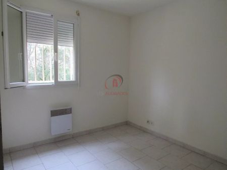 Location Appartement 3 pièces 51m² SIX FOURS LES PLAGES 83140 - Photo 3