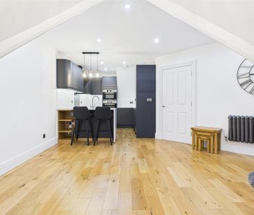 2 bedroom apartment to rent - Photo 6