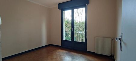 Location Appartement 2 pièces 38m² NANTES 44000 - Photo 2