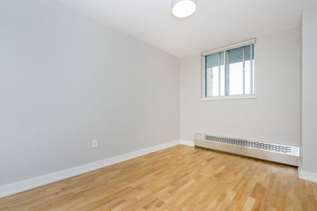230 Oak Street - Photo 4