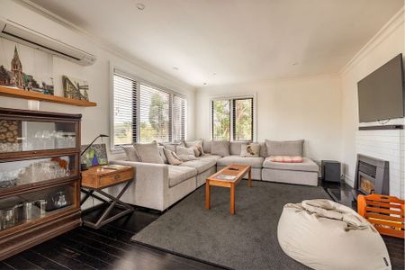 Lovely 3 Bedroom Family Home - Photo 5