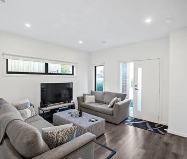 Ideal Location - Two Bedroom Home with Cooling - Photo 2