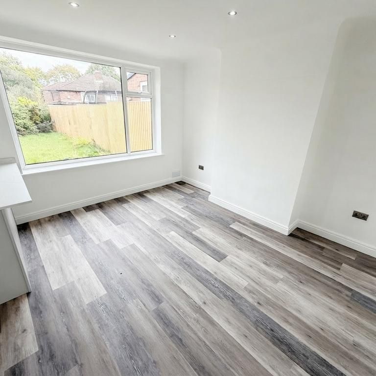 3 bedroom semi-detached house to rent - Photo 1