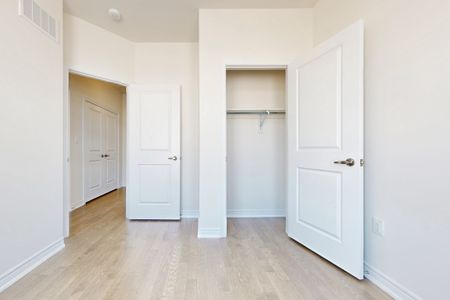 For Lease - 129 Vine Cliff Boulevard, Markham, Ontario - Photo 5