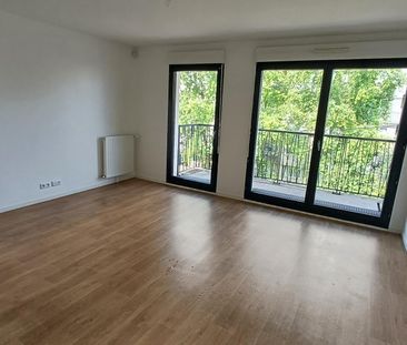 location Appartement T2 DE 50.1m² À AUBERVILLIERS - Photo 2