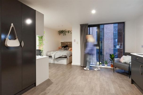 Studio to rent - Photo 1