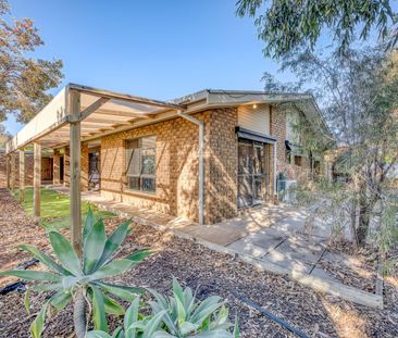 Family Home in Gol Gol - Photo 6