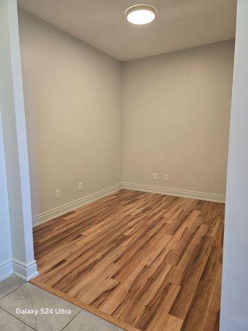 For Lease - 9088 Yonge Street Unit# 907, Richmond Hill, Ontario - Photo 3