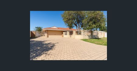 4x2 Family Home with Multiple Living Areas - Photo 2