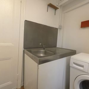 1 bedroom House To Let Total Size: 140 SQ FT - Photo 2