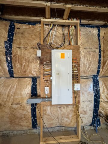 For Lease - 241 Warden Street, Clearview, Ontario - Photo 5