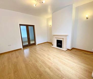 Lawrence Road, Marsh, Huddersfield, HD1 - Photo 1