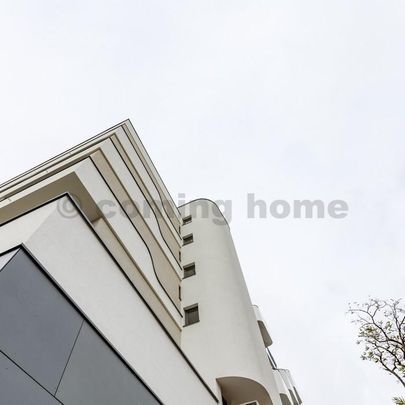 Urban living - Photo 1