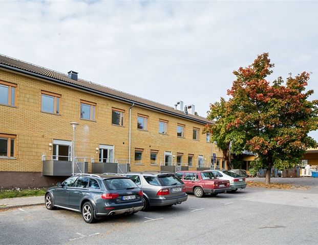Drottninggatan 16 B - Foto 1
