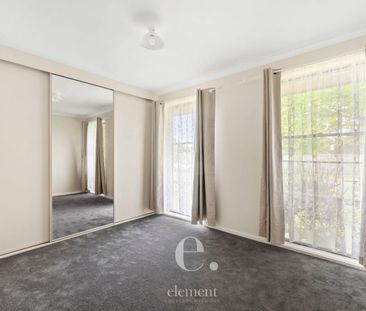 Bright, Spacious & Ready for Your Family! - Photo 2