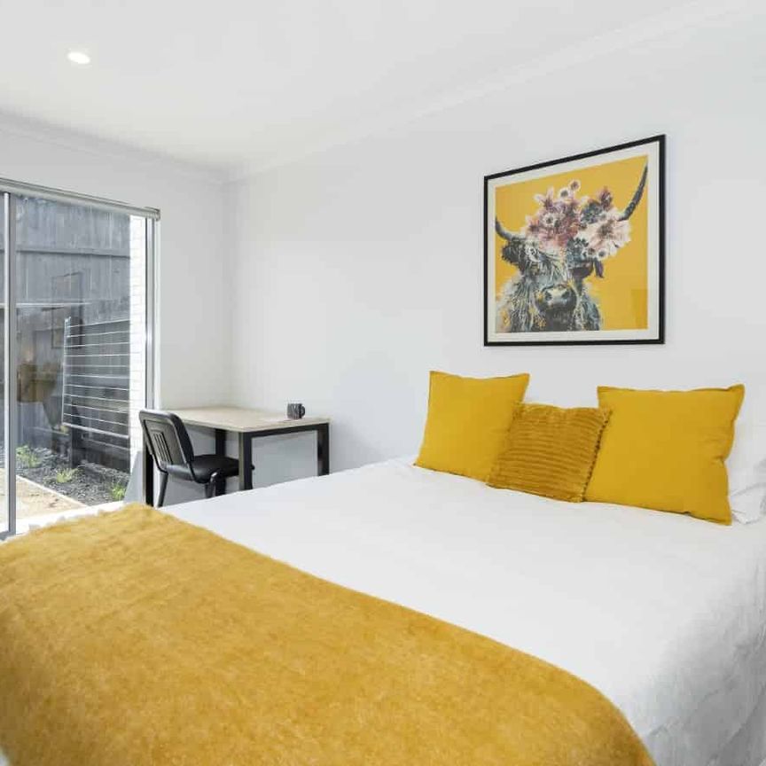 Modern Studio Rooms for Rent - Photo 1