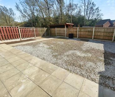 3 bedroom semi-detached house to rent - Photo 4