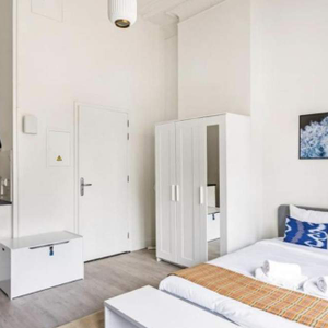 Appartement te huur in Antwerpen voor € 800 met 1 slaapkamer - Foto 2