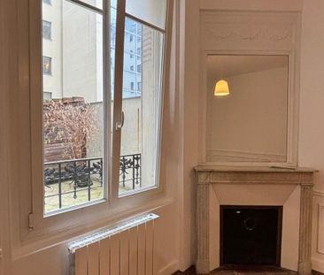 Location Appartement 1 pièce 20m² NEUILLY SUR SEINE 92200 - Photo 6