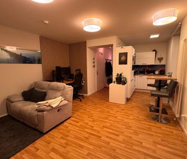 WBS: Nachmieter zum 01.03 gesucht (2-Zimmer-WBS) - Photo 2