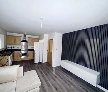 2 bedroom apartment to rent - Photo 3