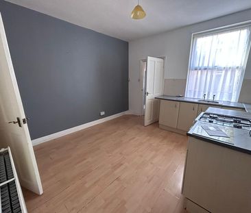 Warwick Street, Wakefield - Photo 1