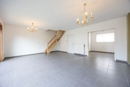 Woning met 3 slaapkamers en zonnige tuin te huur in Leffinge - Photo 4