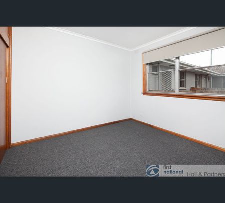 2/15 Wedge Street, Dandenong, Vic 3175 - Photo 5