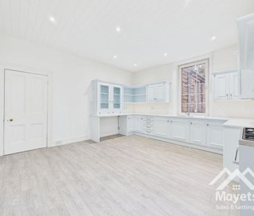 4 bedroom apartment to rent - Photo 3