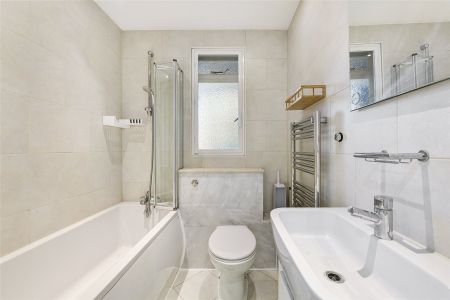 Sloane Court East, London, SW3 flat to rent - Photo 5