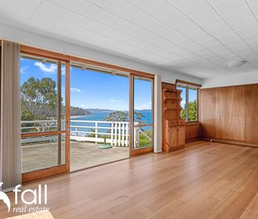 Light-Filled Living With Water Views - Photo 2