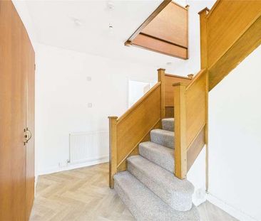 Redehall Road, Smallfield, Horley, Surrey, RH6 - Photo 5