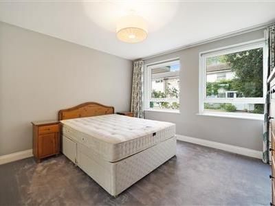 Maple Close, SW4 - Photo 2
