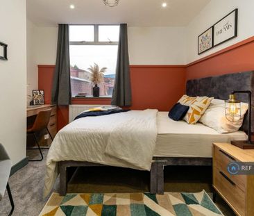 1 bedroom in a house share to rent - Photo 1