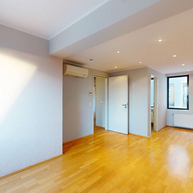 Außergewöhnliche Loft-Wohnung mit Sonnenterrasse über den Dächern der Düsseldorfer Altstadt! - Photo 1
