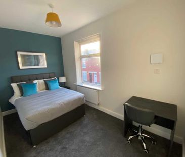 Silverdale Road, Bolton - Photo 3