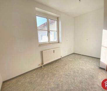 Geförderte 3-Zimmerwohnung mit Loggia und Einzelgarage - Photo 2