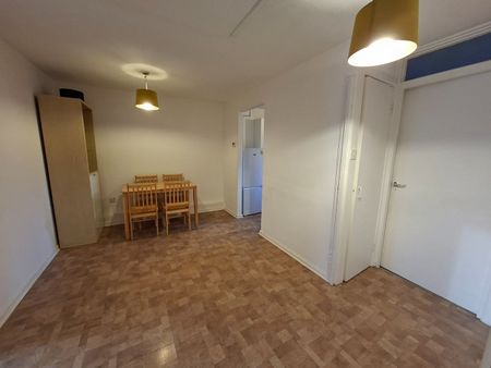 2 Bed Flat, Westcott Close, N15 - Photo 2