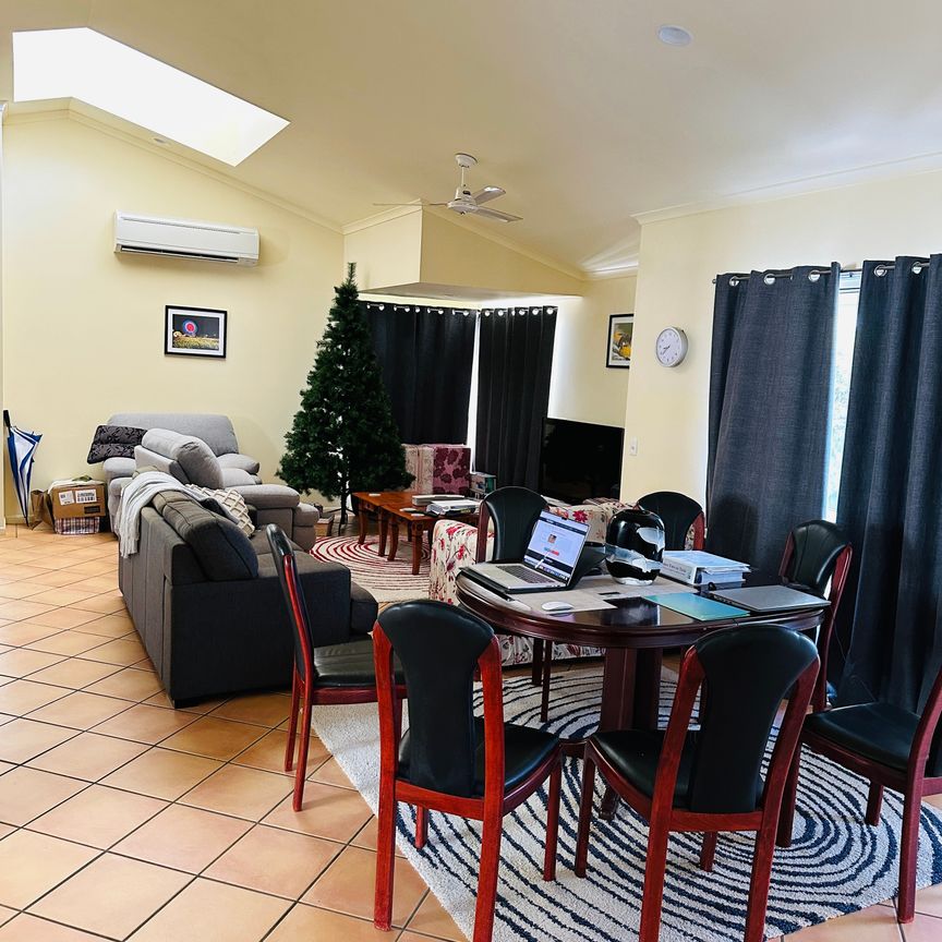 Noosaville - Photo 1