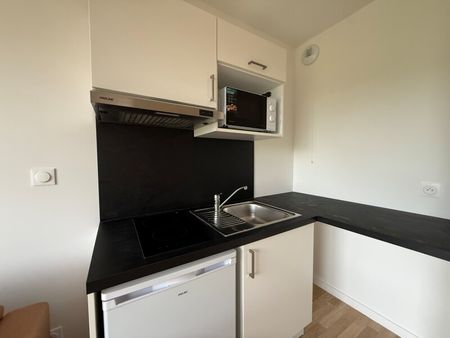 Location Appartement 1 pièce 23m² MAROMME 76150 - Photo 5