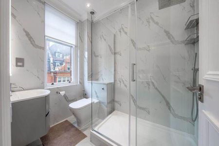 4 bedroom flat to rent - Photo 2