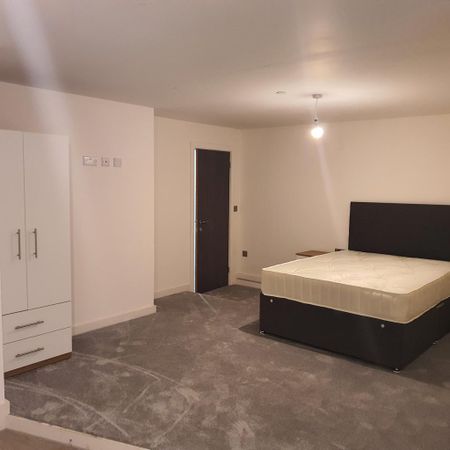 2 bedroom apartment to rent - Photo 5