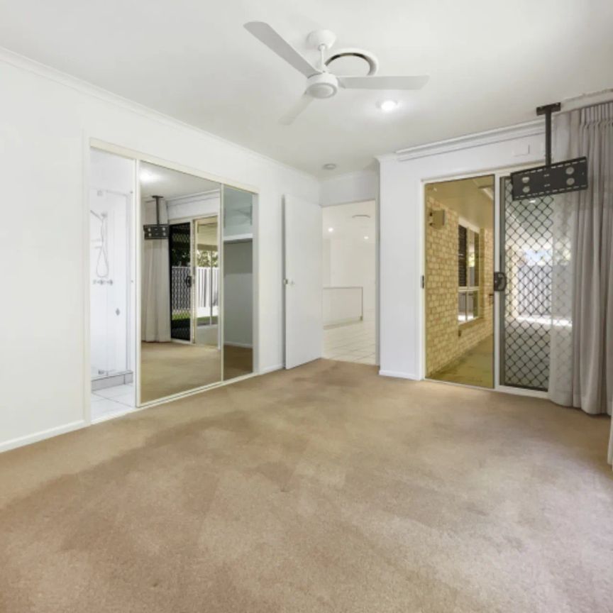 33 Satinash Place, Mudjimba. - Photo 1