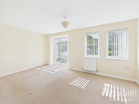 2 bedroom flat to rent - Photo 4