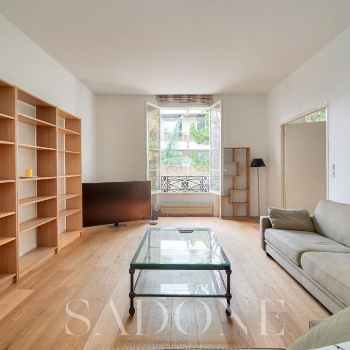 Appartement • Saint James-Général Koenig - Photo 1