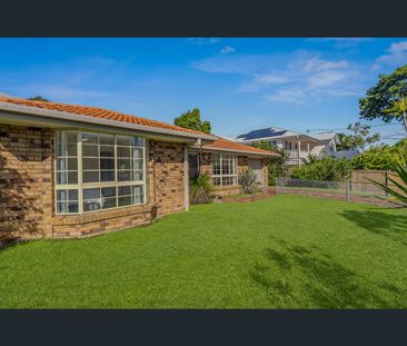 82 Haig Street, Gordon Park, Qld 4031 - Photo 5