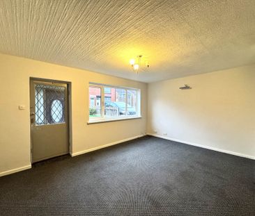 Garforth Street, Oldham - Photo 2