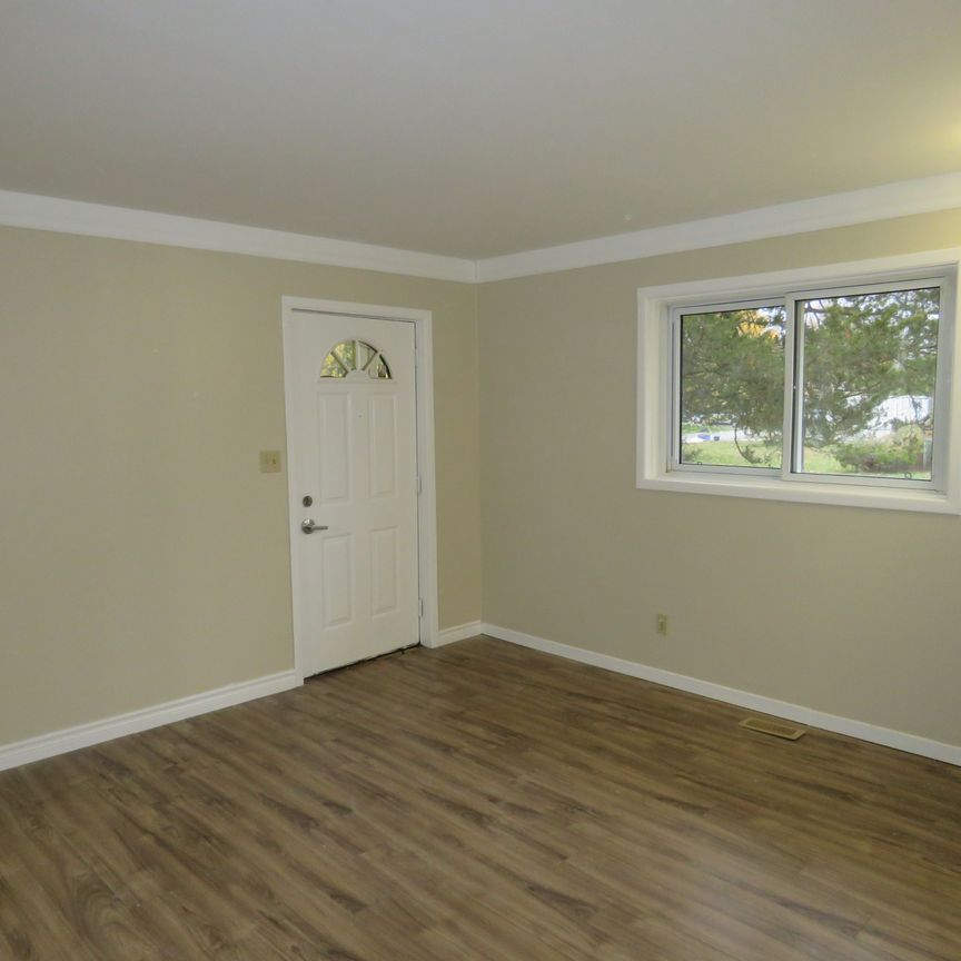 For Lease - 564 Lakeview Road Unit# B, Fort Erie, Ontario - Photo 1